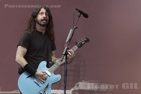 FOO FIGHTERS - 2018-06-17 - BRETIGNY-SUR-ORGE - Base Aerienne 217 - Main Stage - 